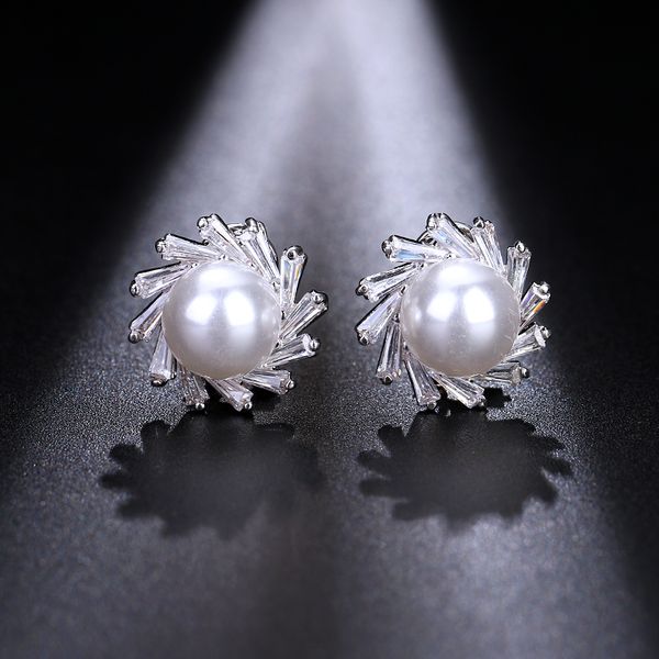emmaya luxury annular crystal white zircon stud earrings simple pearl earrings for women girls gift party, Golden;silver
emmaya luxury annular crystal white zircon stud earrings simple pearl earrings for women girls gift party, Golden;silver