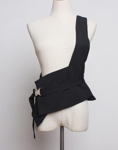shoulder irregular cut belt vest female girdle harajuku fajas fajas reductoras de barriga belts for women 2020, Black;brown
shoulder irregular cut belt vest female girdle harajuku fajas fajas reductoras de barriga belts for women 2020, Black;brown