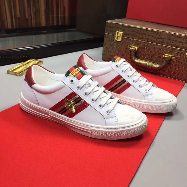 2021q spring and summer new leather men 's lace -up shoes wild flat casual shoes ,fashion sports shoes ,original box packaging 38 -44, Black
2021q spring and summer new leather men 's lace -up shoes wild flat casual shoes ,fashion sports shoes ,original box packaging 38 -44, Black