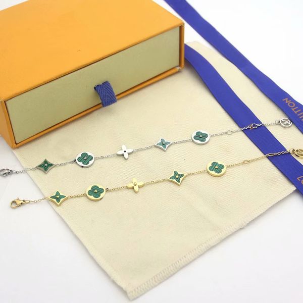 new arrive fashion lady titanium steel v letter 18k plated gold chain blacelets with malachite 5 motifs four leaf flower pendants 3 color, Black
new arrive fashion lady titanium steel v letter 18k plated gold chain blacelets with malachite 5 motifs four leaf flower pendants 3 color, Black