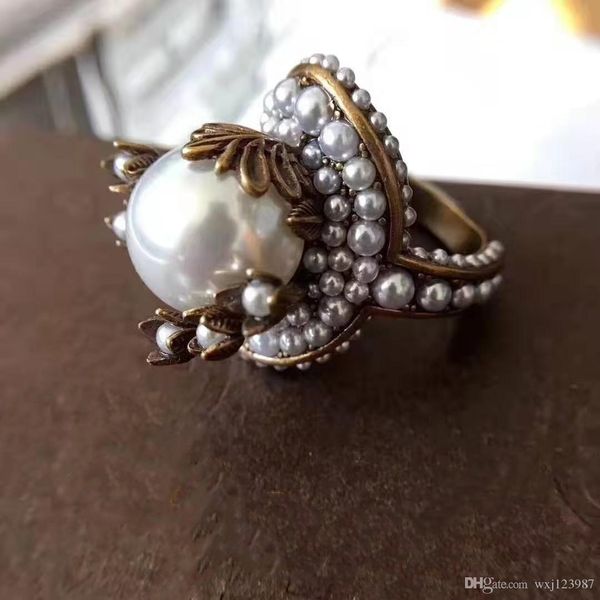 european and american high-quality customized pearl ladies wild designer rings luxury designer jewelry women rings, Golden;silver
european and american high-quality customized pearl ladies wild designer rings luxury designer jewelry women rings, Golden;silver