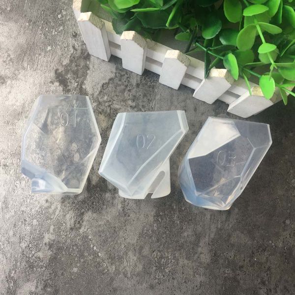 transparent silicone mould dried flower resin decorative craft diy stone mold cutting shpe type epoxy resin molds for jewelry
transparent silicone mould dried flower resin decorative craft diy stone mold cutting shpe type epoxy resin molds for jewelry