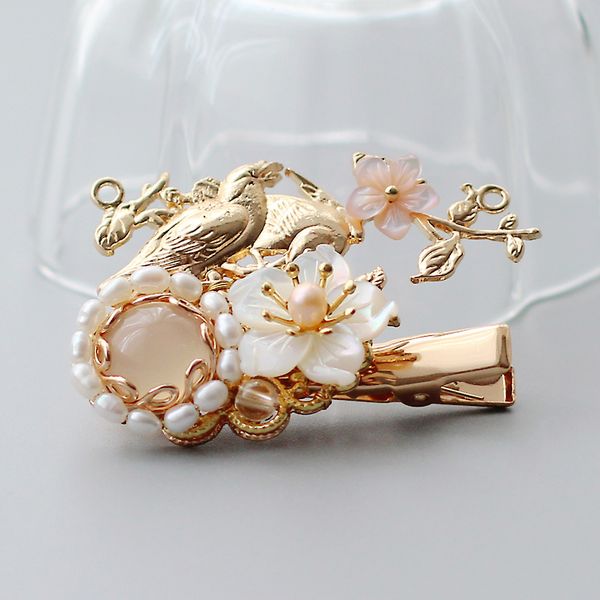 2pc smalll bird flower gold hair clip chinese hairpin pearl shell copper hair pins for women pin pince cheveux wigo1458, Golden;silver
2pc smalll bird flower gold hair clip chinese hairpin pearl shell copper hair pins for women pin pince cheveux wigo1458, Golden;silver