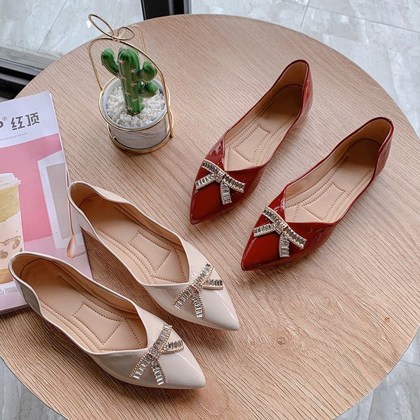 2020 ballet flats shoes women crystal slip on shoes patent leather pointed toe slides comfortable flat loafers zapatos de mujer, Black
2020 ballet flats shoes women crystal slip on shoes patent leather pointed toe slides comfortable flat loafers zapatos de mujer, Black