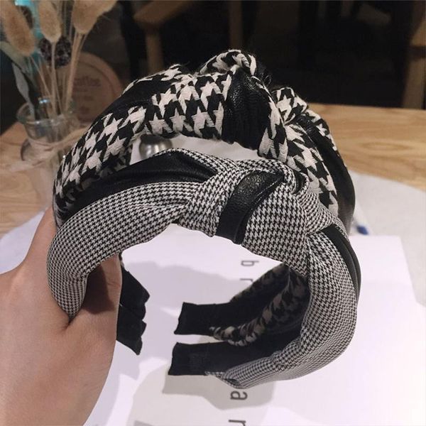 haimeikang leather pu stitching headband tiara knotted bow wide-brimmed bezel head hoop korea houndstooth hair accessories
haimeikang leather pu stitching headband tiara knotted bow wide-brimmed bezel head hoop korea houndstooth hair accessories