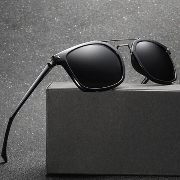 new sunglasses retro aluminum + tr90 sunglasses polarizer retro glasses accessories design male / female uv400, White;black
new sunglasses retro aluminum + tr90 sunglasses polarizer retro glasses accessories design male / female uv400, White;black