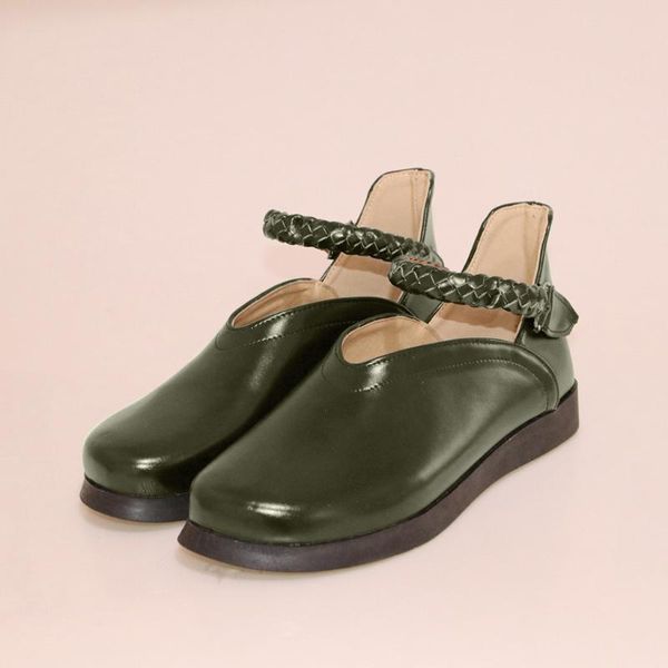 2020 women sandals leather solid color flats round toe shoes ladies comfortable thick bottom casual single shoe sandals, Black
2020 women sandals leather solid color flats round toe shoes ladies comfortable thick bottom casual single shoe sandals, Black
