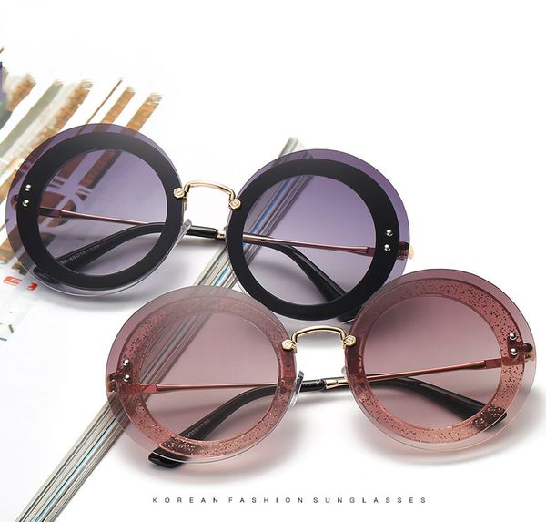 2020 new name design round frameless sunglasses personality trend flash diamond translucent glasses female round frame sunglasses, White;black
2020 new name design round frameless sunglasses personality trend flash diamond translucent glasses female round frame sunglasses, White;black