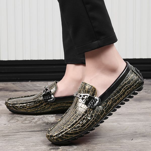 мода мужчины сплит кожа мокасины мокасины продеть люкс человек flats повседневная обувь gold silver spring осень мужской вождения обувь, Black
мода мужчины сплит кожа мокасины мокасины продеть люкс человек flats повседневная обувь gold silver spring осень мужской вождения обувь, Black