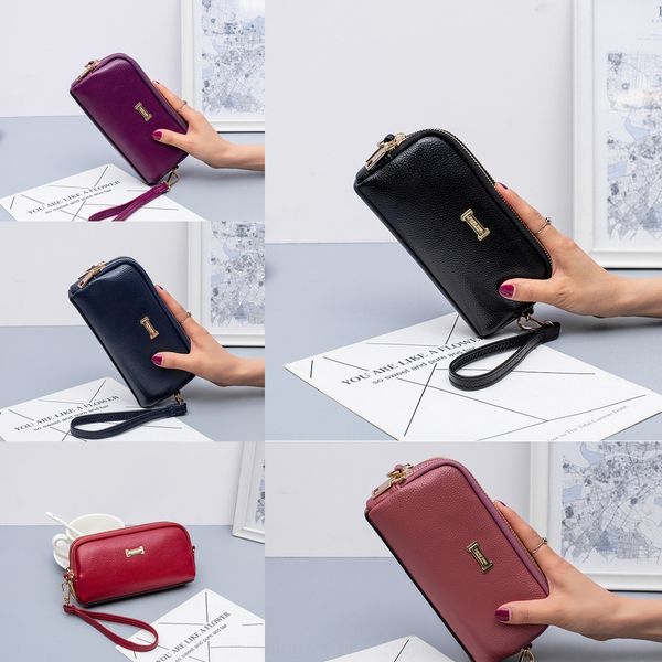 shell autumn and summer new messenger women's small fashionable korean hand open letter mobile phone shell bag bag postman package post 
shell autumn and summer new messenger women's small fashionable korean hand open letter mobile phone shell bag bag postman package post