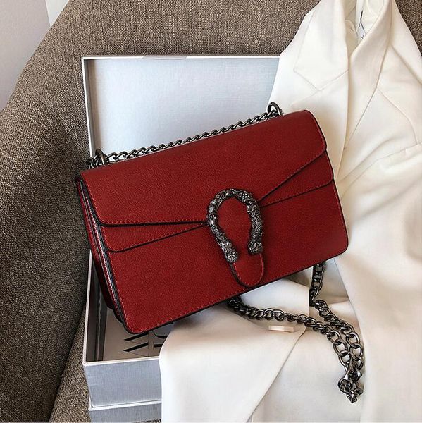 factory wholesale women handbag new lychee leather chain bag elegant joker leather shoulder bag street trend leather women messenger bag
factory wholesale women handbag new lychee leather chain bag elegant joker leather shoulder bag street trend leather women messenger bag