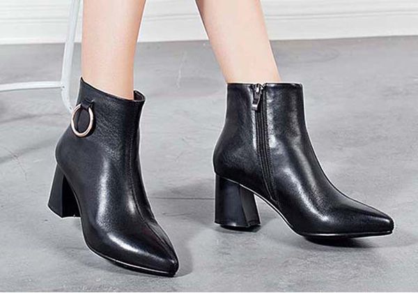 fashion leather star women shoes woman leather short autumn winter ankle fashion brand women boots 07 ph297, Black
fashion leather star women shoes woman leather short autumn winter ankle fashion brand women boots 07 ph297, Black
