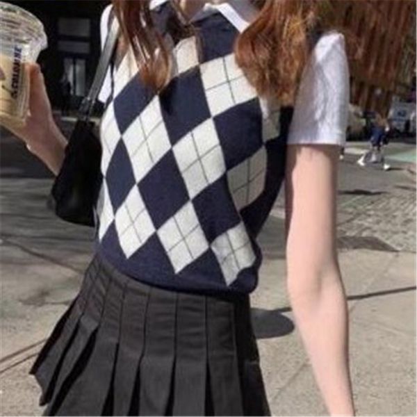 preppy style geometric plaid knitted vest sweater women autumn winter v neck sleeveless pullover female jumper 2020 fashion, Black;white
preppy style geometric plaid knitted vest sweater women autumn winter v neck sleeveless pullover female jumper 2020 fashion, Black;white