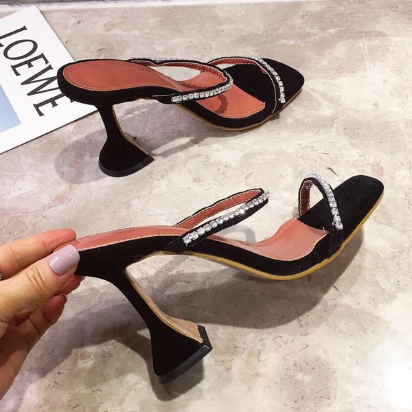 зерно 2020 sexy leopard summer мулы тапочки женщины сандалии моды open toe diamond crystal высокие каблуки шпилька обувь, Black
зерно 2020 sexy leopard summer мулы тапочки женщины сандалии моды open toe diamond crystal высокие каблуки шпилька обувь, Black