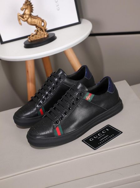 2021u spring and summer new small bee embroidered low -cut casual shoes wild men 's shoes ,comfortable sports shoes ,original box pack, Black
2021u spring and summer new small bee embroidered low -cut casual shoes wild men 's shoes ,comfortable sports shoes ,original box pack, Black