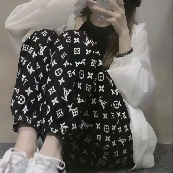 2020 summer trousers for women with slacks and straight slacks for slimming, sport-bound, and haren trousers for women, Black;white
2020 summer trousers for women with slacks and straight slacks for slimming, sport-bound, and haren trousers for women, Black;white