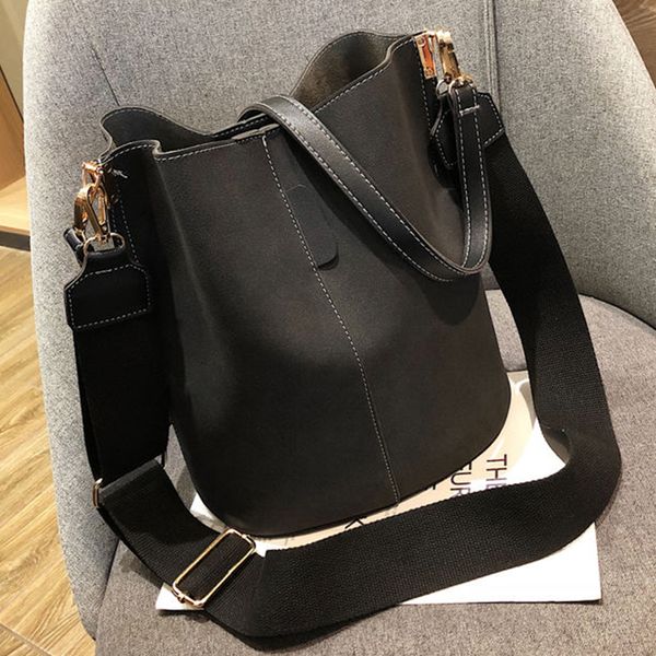 black messenger bags big women handbags bucket shoulder bags vintage matte pu leather lady handbag designer bolsos mujer
black messenger bags big women handbags bucket shoulder bags vintage matte pu leather lady handbag designer bolsos mujer