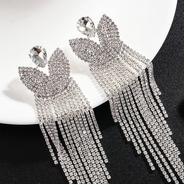 farlena statement rhinestones tassel dangle earrings for women wedding party accessory long crystal drop earrings, Silver
farlena statement rhinestones tassel dangle earrings for women wedding party accessory long crystal drop earrings, Silver