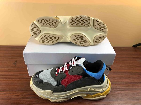 wholesale fashion paris 17fw triple s sneakers triple-s casual dad mens designer shoes for women beige black sports trainers for sale
wholesale fashion paris 17fw triple s sneakers triple-s casual dad mens designer shoes for women beige black sports trainers for sale