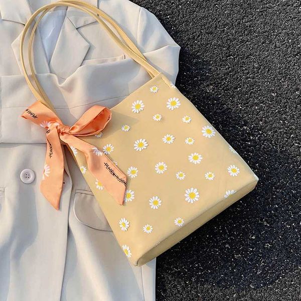 summer web celebrity western bag female 2020 fashion new fashion large capacity one-shoulder joker tote bag
summer web celebrity western bag female 2020 fashion new fashion large capacity one-shoulder joker tote bag