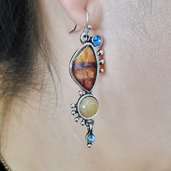 dangle & chandelier vintage irregular yellow brown drop earrings fashion shell long resin earring jewelry aretes de mujer modernos 2021, Silver
dangle & chandelier vintage irregular yellow brown drop earrings fashion shell long resin earring jewelry aretes de mujer modernos 2021, Silver