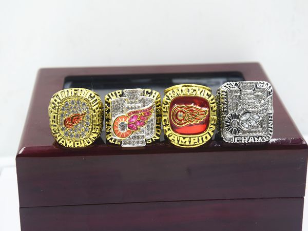 4pcs wholesale detroit 1986 1997 2002 2008 red wings stanley cup championship ring souvenir men fan gift drop shipping, Golden;silver
4pcs wholesale detroit 1986 1997 2002 2008 red wings stanley cup championship ring souvenir men fan gift drop shipping, Golden;silver