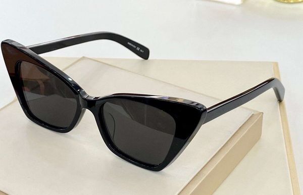 244 women's cat eye sunglasses black/grey lenses 51mm black sunglasses sun glasses with box, White;black
244 women's cat eye sunglasses black/grey lenses 51mm black sunglasses sun glasses with box, White;black