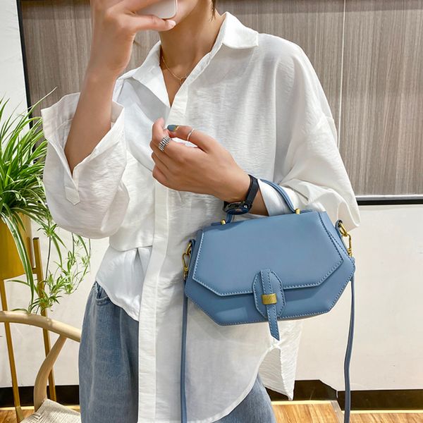 fashion crossbody bag for women 2020 elegant shoulder handbags female travel totes chain women small bag clutch sac
fashion crossbody bag for women 2020 elegant shoulder handbags female travel totes chain women small bag clutch sac