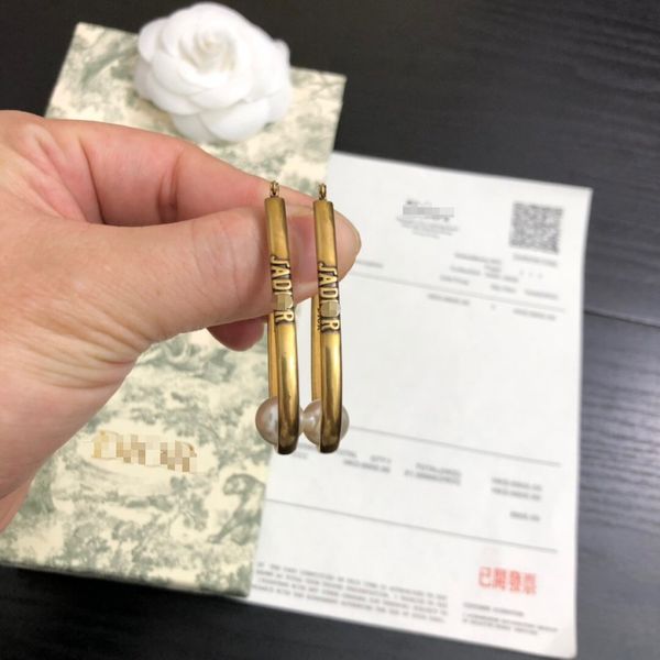 women gold earring with box exquisite design 2020 new with box fashion beautiful luxury accessories 062487, Golden
women gold earring with box exquisite design 2020 new with box fashion beautiful luxury accessories 062487, Golden