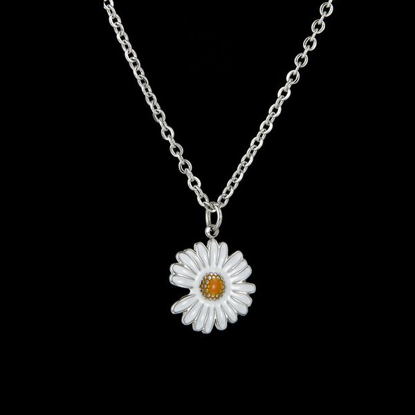 popular little daisy women's pendant necklace sun flower pattern stainless steel chain necklace trend new clavicle chain, Silver
popular little daisy women's pendant necklace sun flower pattern stainless steel chain necklace trend new clavicle chain, Silver