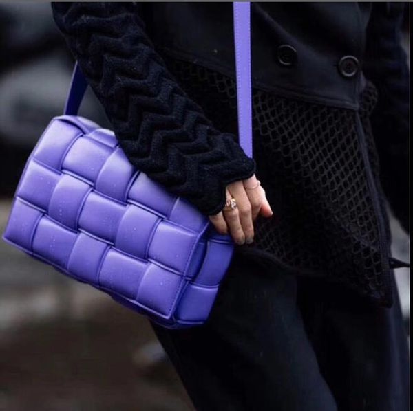 2020 fashion pillow woven handbags designer shoulder bag handbag luxury crossbody lady tote bags
2020 fashion pillow woven handbags designer shoulder bag handbag luxury crossbody lady tote bags