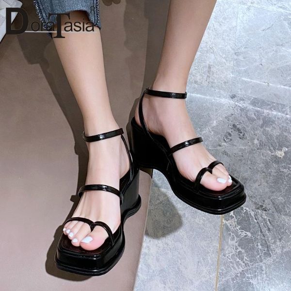doratasia female solid open toe buckle sandals 2020 fashion platform sandals women wedges square toe brand shoes woman, Black
doratasia female solid open toe buckle sandals 2020 fashion platform sandals women wedges square toe brand shoes woman, Black