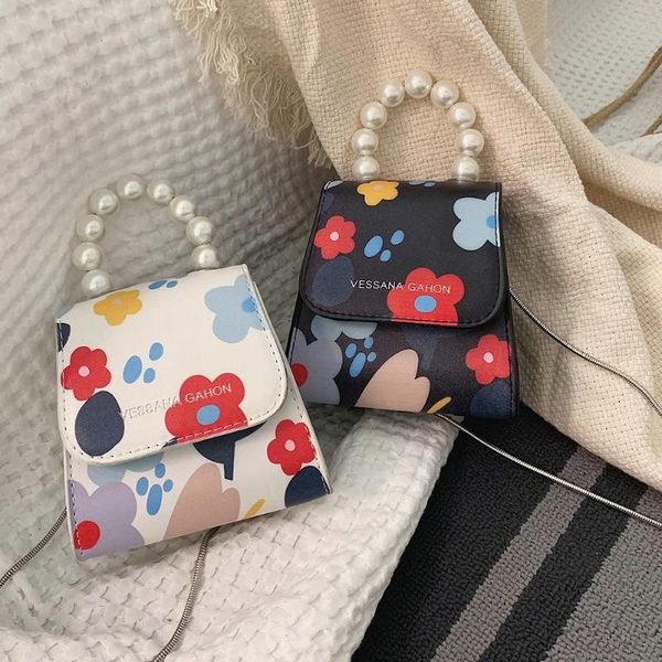 mojoyce flower print shoulder small messenger handbags women 2020 pearl chain pu leather flap lipstick crossbody bags
mojoyce flower print shoulder small messenger handbags women 2020 pearl chain pu leather flap lipstick crossbody bags