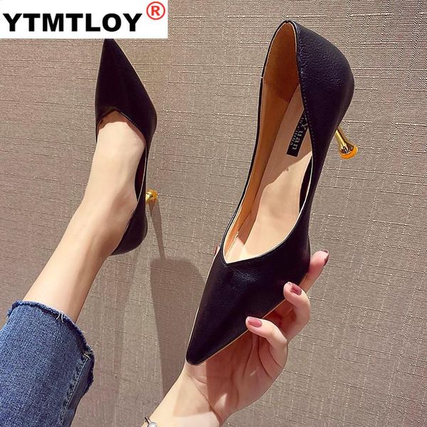 pointed single shoes women 2020 spring new fairy style gentle autumn black fine with wild work shoes size 35-39
pointed single shoes women 2020 spring new fairy style gentle autumn black fine with wild work shoes size 35-39