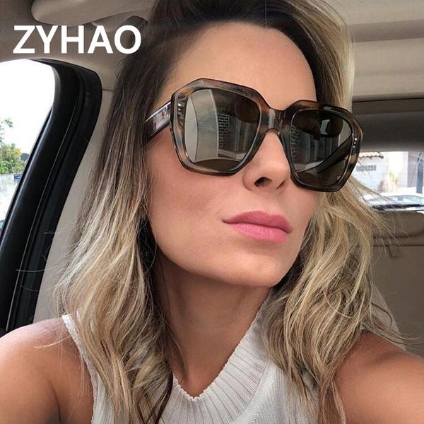 2020 vintage polygon sunglasses women fashion plastic square brand desinger sunglasses men uv400 eyewear lentes de sol mujer, White;black
2020 vintage polygon sunglasses women fashion plastic square brand desinger sunglasses men uv400 eyewear lentes de sol mujer, White;black