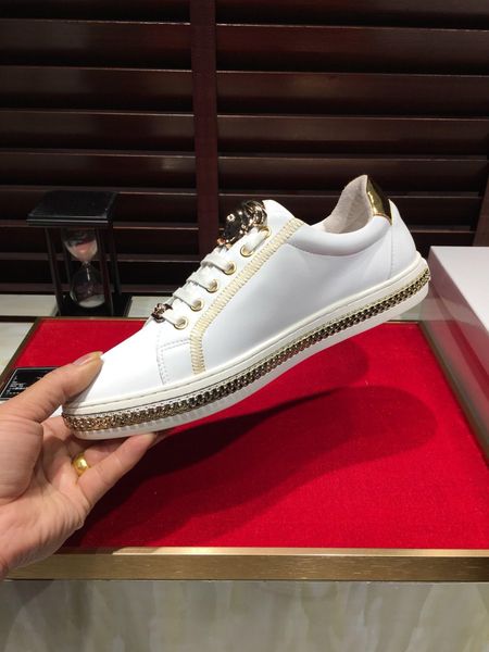 2021p new men 's casual sports shoes high -end custom brand fashion flat shoes ,a full set of original shoe box delivery ,size 38 -45, Black
2021p new men 's casual sports shoes high -end custom brand fashion flat shoes ,a full set of original shoe box delivery ,size 38 -45, Black