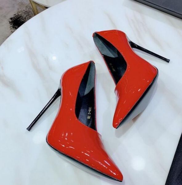 designer luxury small pointed high heels, high-quality mirrored cowhide, sheepskin lining, leather outsole, heel height 11.5 cm, Black
designer luxury small pointed high heels, high-quality mirrored cowhide, sheepskin lining, leather outsole, heel height 11.5 cm, Black