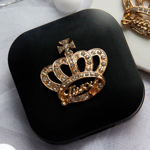 1pc contact lens box travel portable contact lens case kit rhinestone crown box storage, Silver
1pc contact lens box travel portable contact lens case kit rhinestone crown box storage, Silver