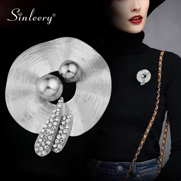 sinleery retro female silver color large brooches with gray imitation pearl broche pin for party clothes accessories xz093 ssc
sinleery retro female silver color large brooches with gray imitation pearl broche pin for party clothes accessories xz093 ssc