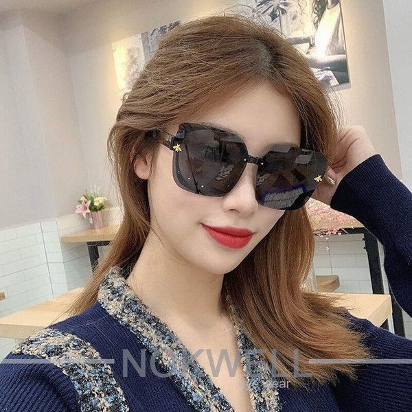 2020 for mens womens designer sunglasses summer generous style luxury square upside down pure color glasses uv protection 20074, White;black
2020 for mens womens designer sunglasses summer generous style luxury square upside down pure color glasses uv protection 20074, White;black