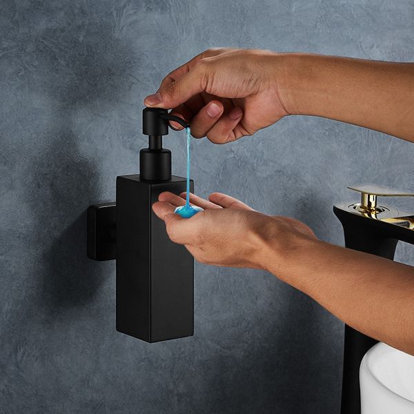 liquid soap dispenser 200ml wall mounted pumps stainless steel lotion pump home bath black coated boston round bathroom supply
liquid soap dispenser 200ml wall mounted pumps stainless steel lotion pump home bath black coated boston round bathroom supply
