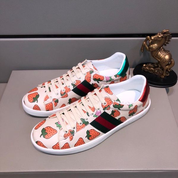 2021a tide brand men 's casual and comfortable sports shoes ,high -end custom fashion wild flat -bottom lace -up shoes ,original box p, Black
2021a tide brand men 's casual and comfortable sports shoes ,high -end custom fashion wild flat -bottom lace -up shoes ,original box p, Black