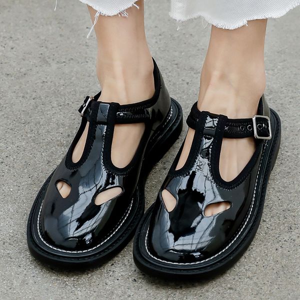 genuine leather women mary janes shoes brand designer black girls shoes flat hollow out shoes buckles flats ladies flats new
genuine leather women mary janes shoes brand designer black girls shoes flat hollow out shoes buckles flats ladies flats new