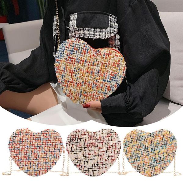 new fashion handbags delicate texture women heart-shaped chain shoulder handbags autumn woolen leather crossbody bags
new fashion handbags delicate texture women heart-shaped chain shoulder handbags autumn woolen leather crossbody bags