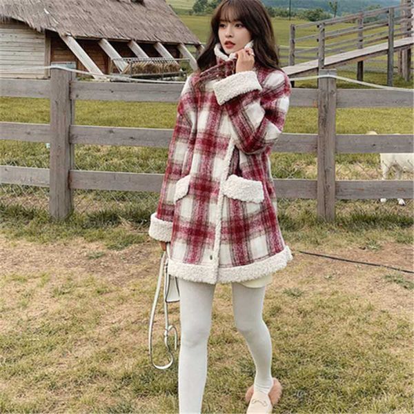 women's fur & faux long section lamb coat female 2021 winter fashion thick plaid hair loose warm cotton tide h00305, Black
women's fur & faux long section lamb coat female 2021 winter fashion thick plaid hair loose warm cotton tide h00305, Black