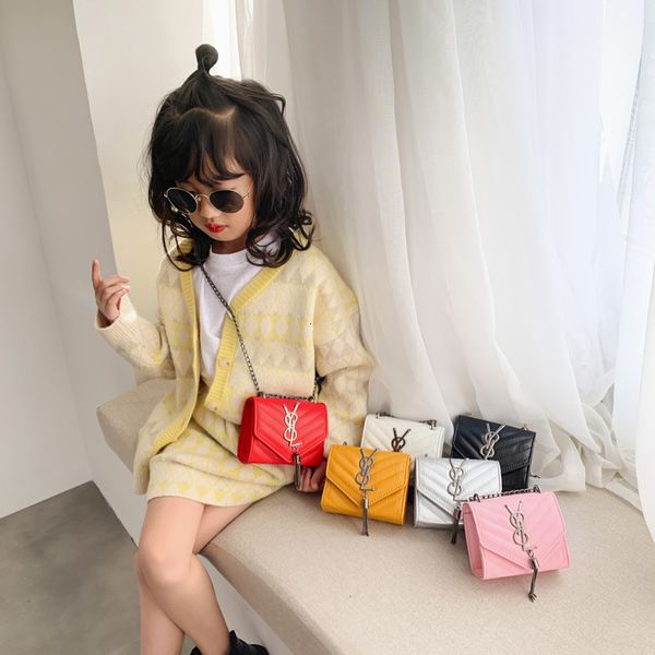 new children's fashion korean girl one shoulder messenger bag cute baby accessories coin purse
new children's fashion korean girl one shoulder messenger bag cute baby accessories coin purse