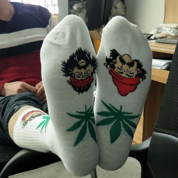new winter autumn cotton harajuku skateboard hip hop maple leaf buccaneer men socks women's street funny socks christmas, Black;white
new winter autumn cotton harajuku skateboard hip hop maple leaf buccaneer men socks women's street funny socks christmas, Black;white