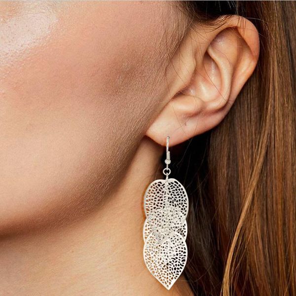 3 hollow vein leaves drop earring 2020 gold color leaf hook earrings for women fashion jewelry ethnic bohemian party gift, Silver
3 hollow vein leaves drop earring 2020 gold color leaf hook earrings for women fashion jewelry ethnic bohemian party gift, Silver