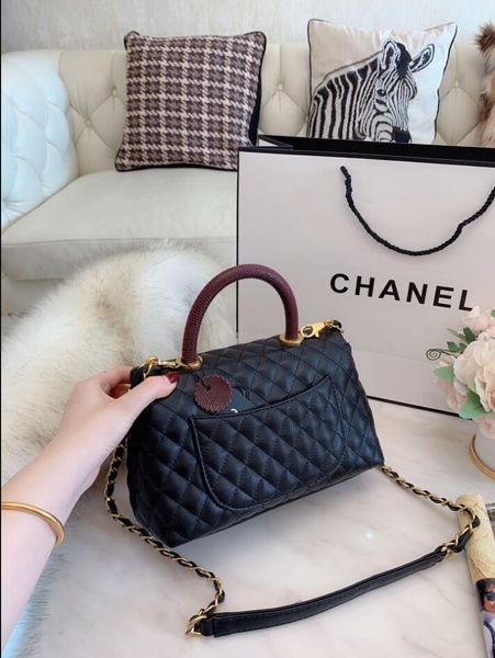 fashion silver hardware real leather leather camera bag handbag woman bag shoulder bag serial number inside
fashion silver hardware real leather leather camera bag handbag woman bag shoulder bag serial number inside