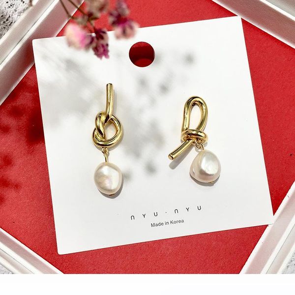 copper gold plated knot stud earrings for women new arrival selling luxury fashion jewelry, Golden
copper gold plated knot stud earrings for women new arrival selling luxury fashion jewelry, Golden